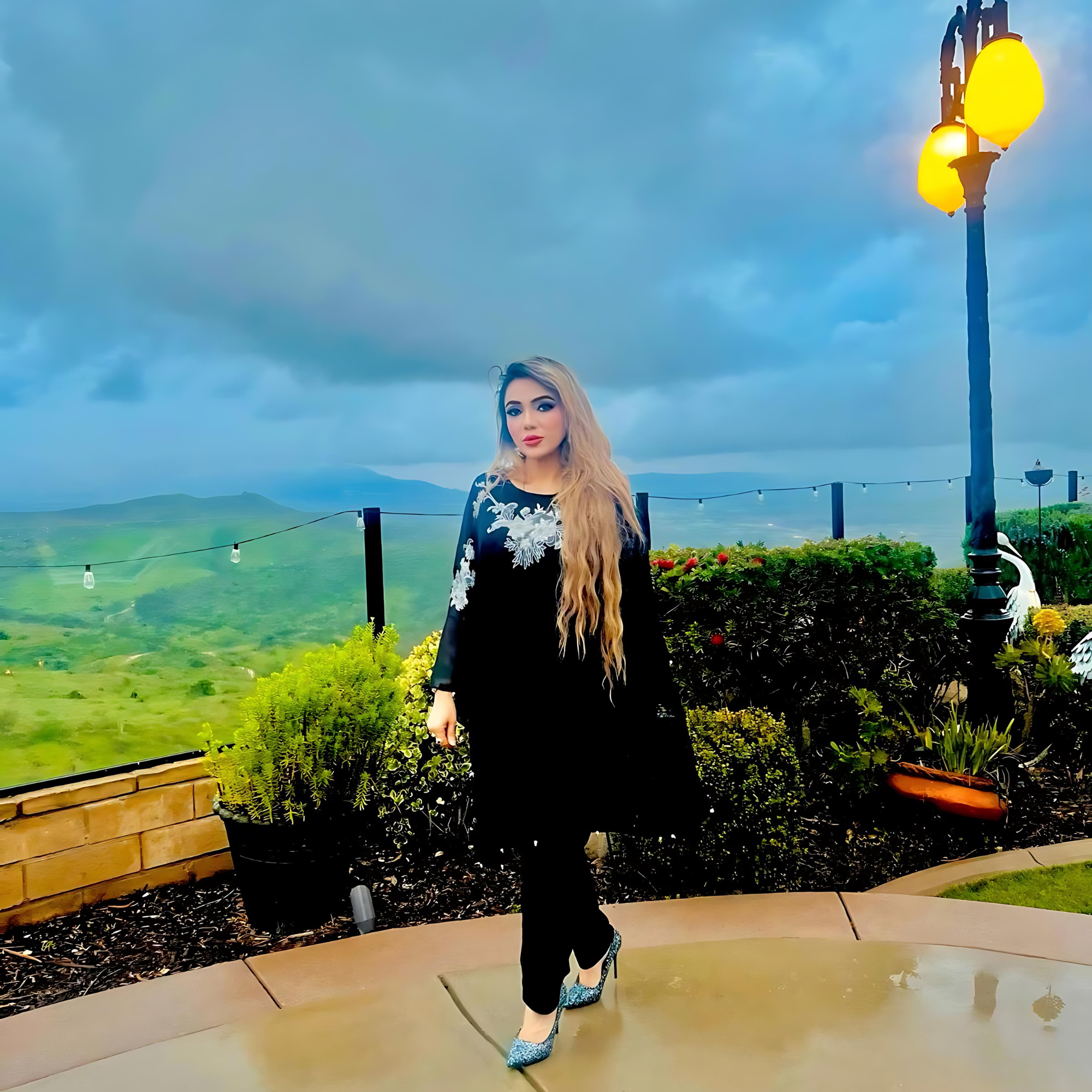 SM-031-Black Chiffon Cape