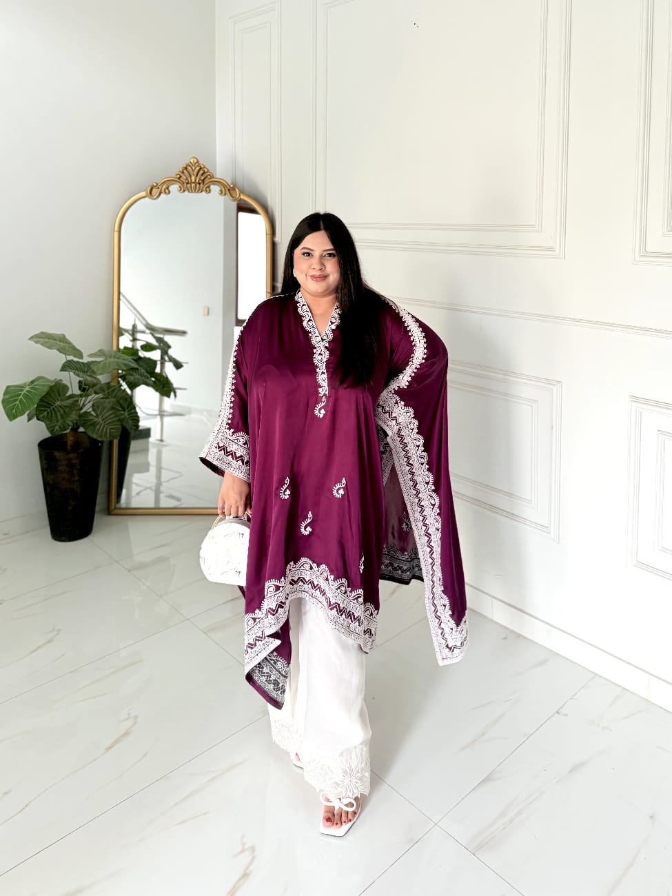 Aubergine Cape