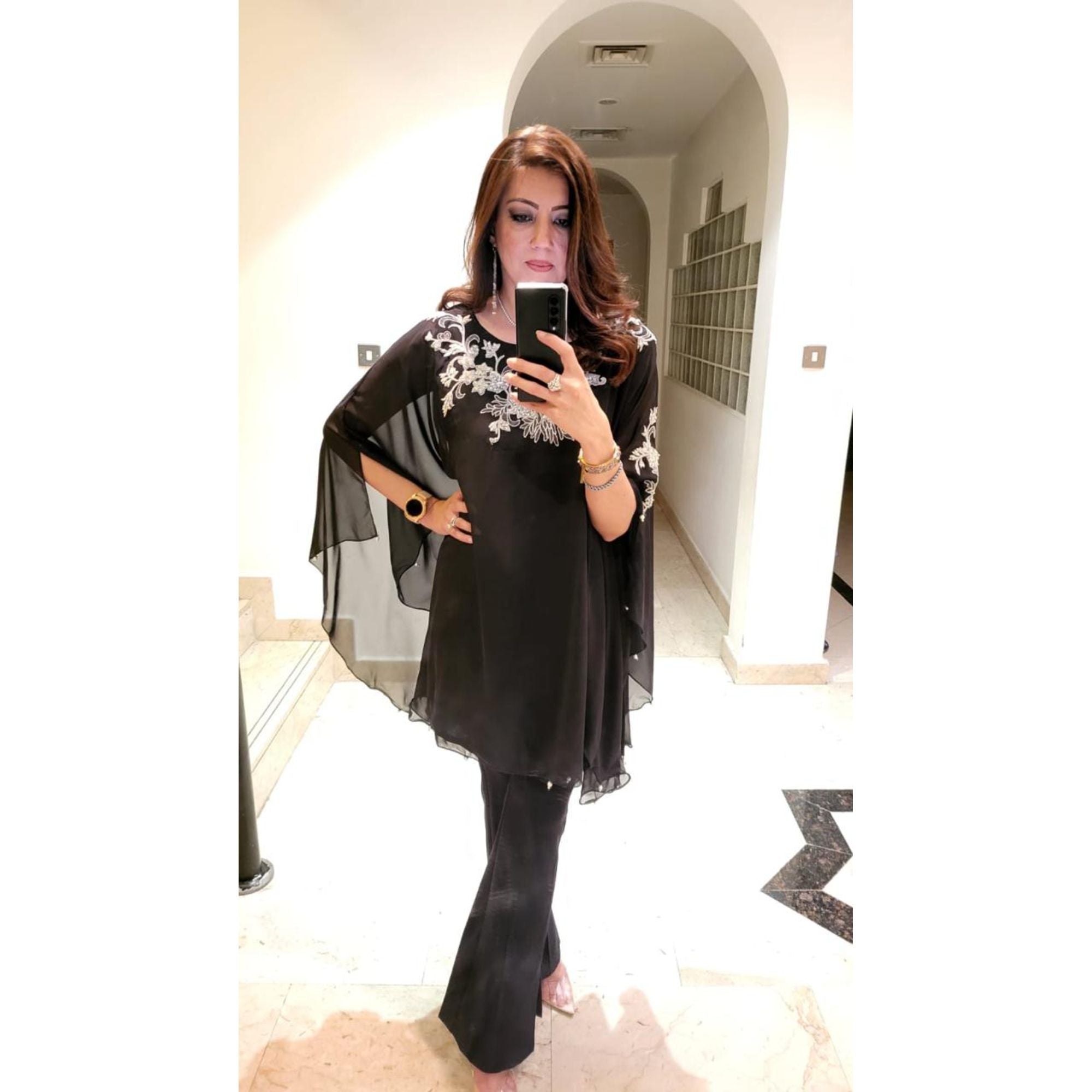 SM-042-Chiffon Cape