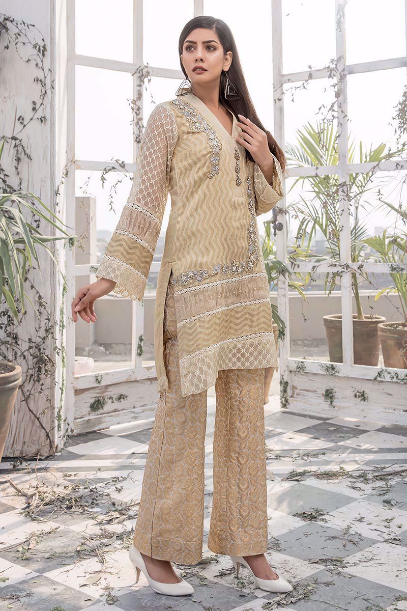 SAND BEIGE