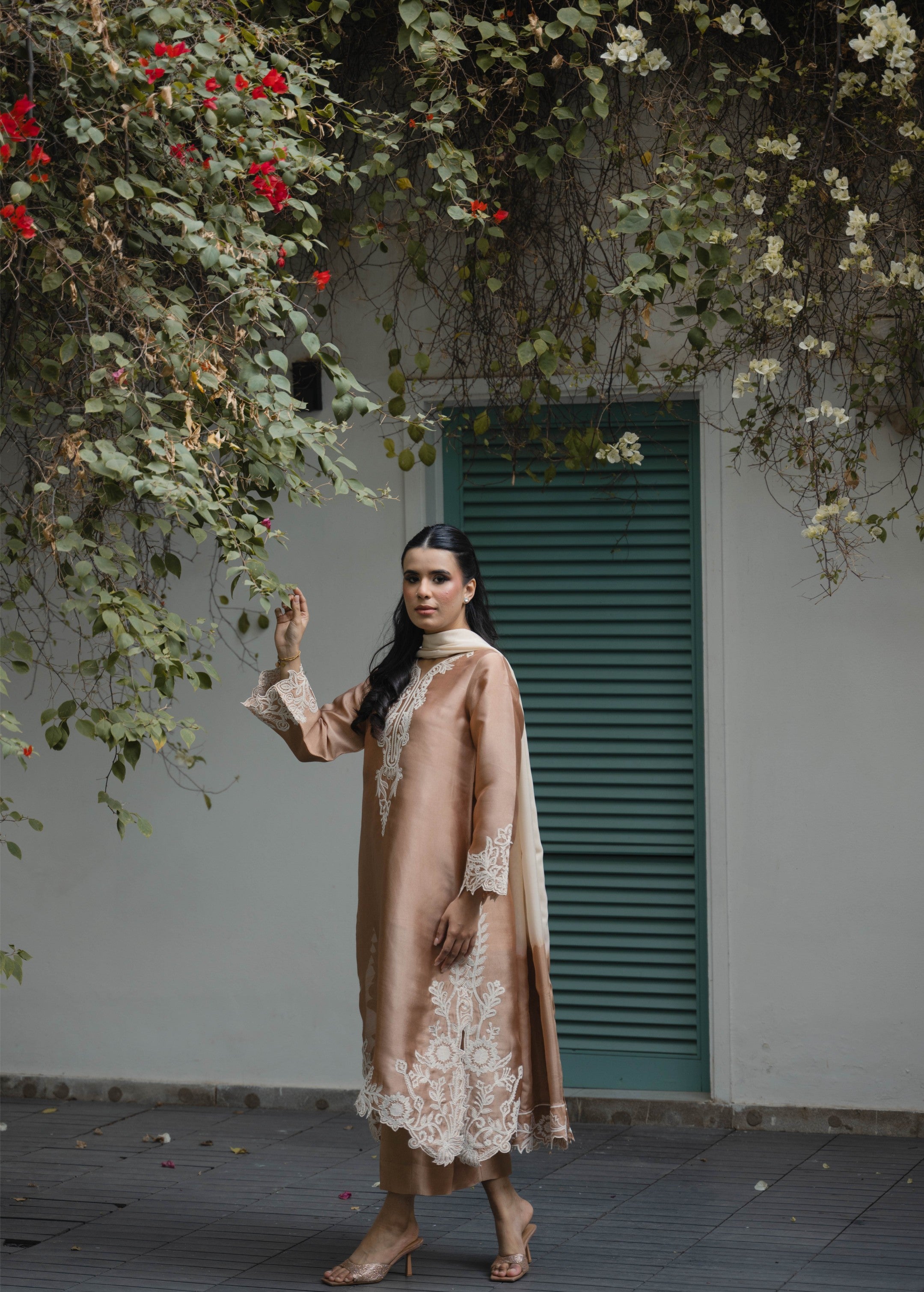 Beige Rose 3PC